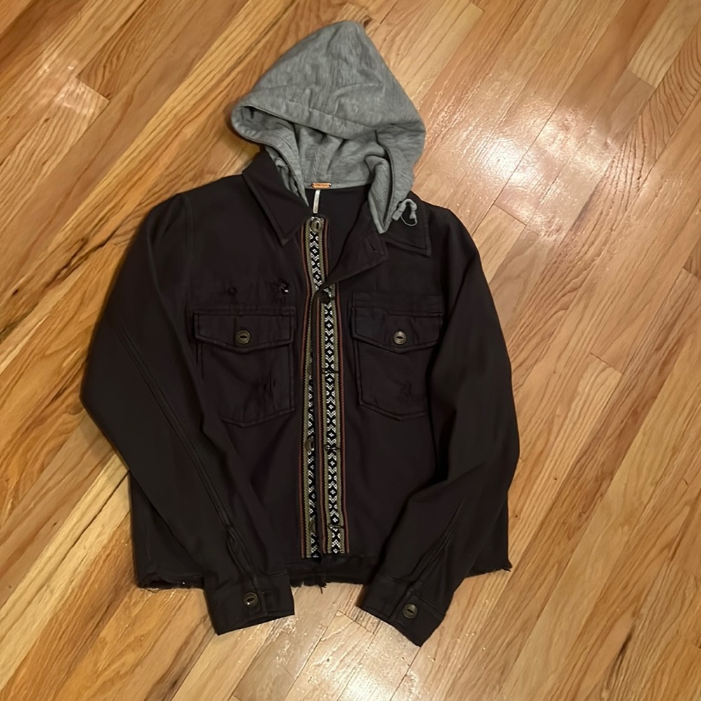 FREE PEOPLE hooded light pattern jacket